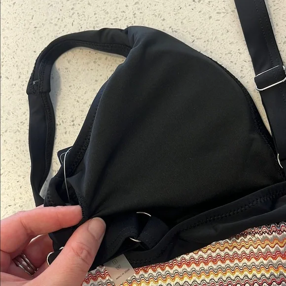 Bikini Set by Blooming Jelly Size Small - NWT - Picture 10 of 11